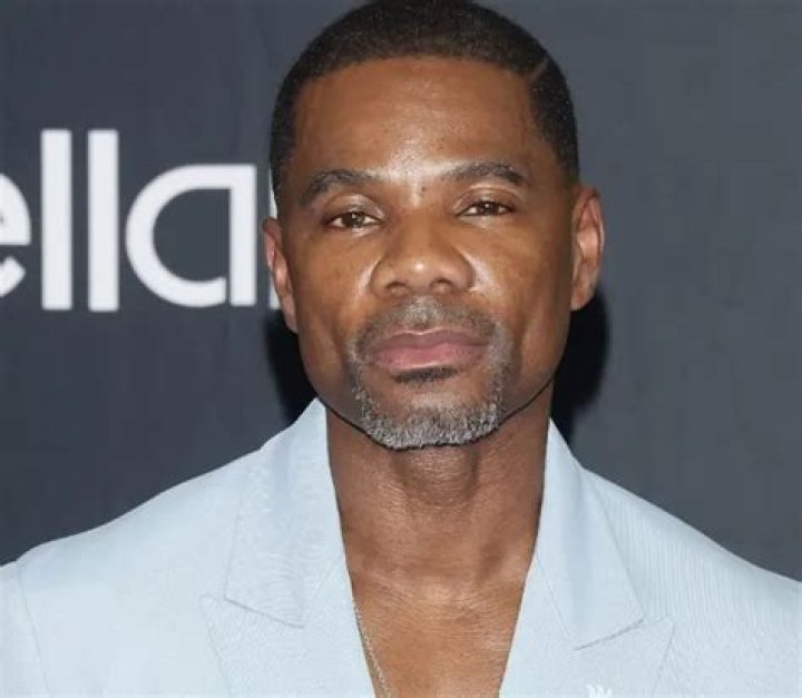 
Actor Lewis Kirk Age & Wikipedia Bio – 5 Fast Facts 