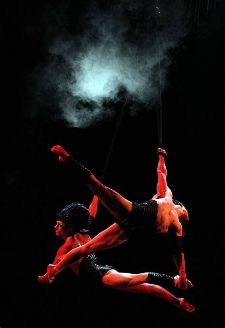 Akrobatik Height, Weight, Net Worth, Age, Birthday, Wikipedia, Who, Instagram, Biography