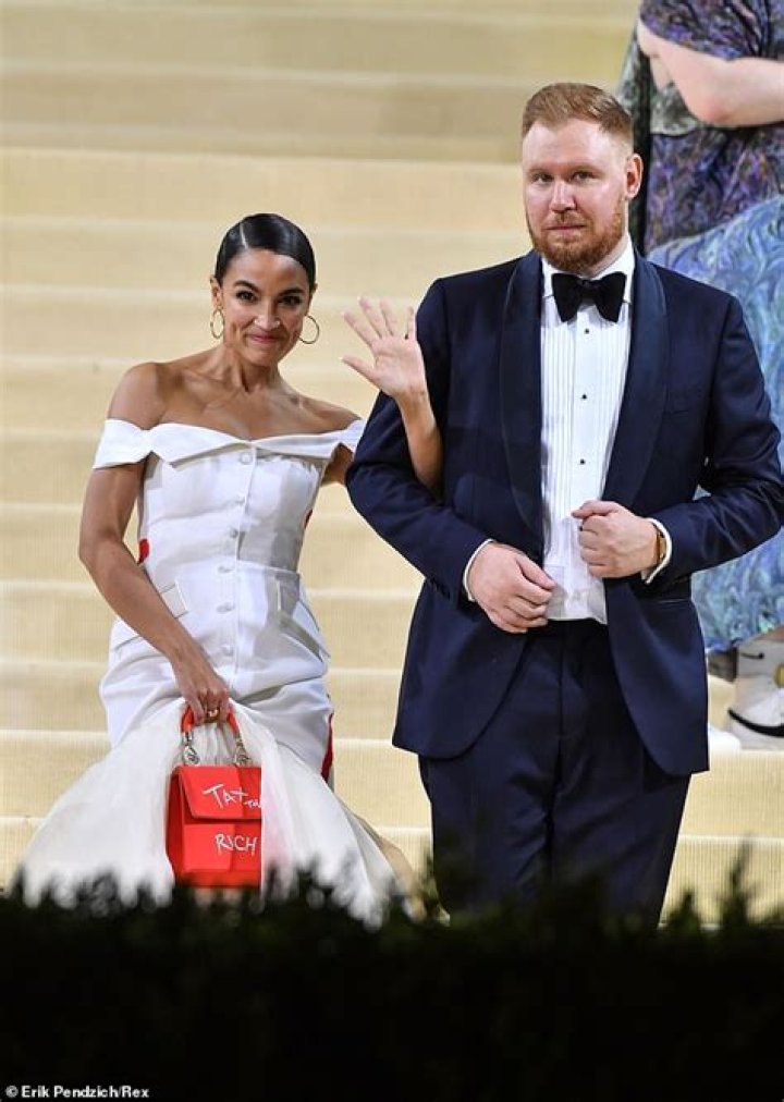 Alexandria Riley Height, Weight, Net Worth, Age, Wiki, Who, Instagram, Biography