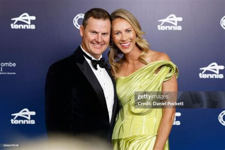 
Alicia Molik Husband or Partner, Are They Still Married? 
