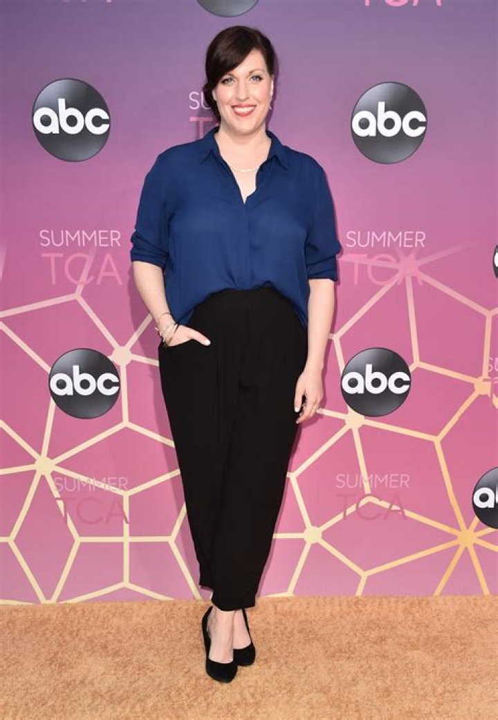 Allison Tolman Height, Weight, Net Worth, Age, Birthday, Wikipedia, Who, Nationality, Biography