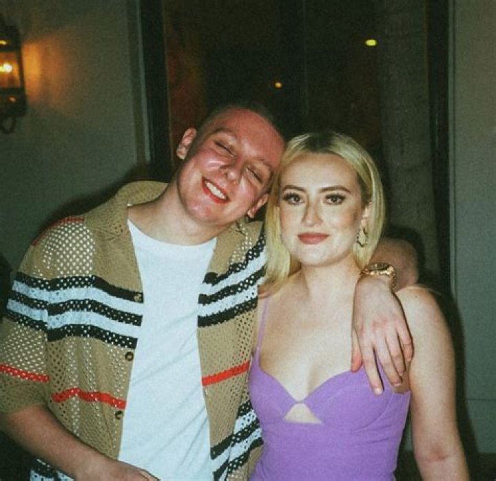 Amelia Dimoldenberg and Aitch Dating Timeline – Are They Married?