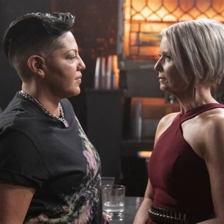 
‘And Just Like That’: Sara Ramirez, Sarah Jessica Parker Share Pics From Season 2 Table Read 