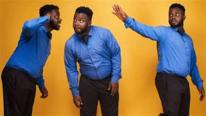 
“Baba Show Me Love Na You Dey Chop My Data” Skitmaker Sabinus Slams Nigerians After His Experience At A Dubai Airport 