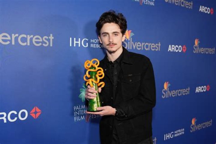 
Brendan Fraser Set to Receive Spotlight Award at 2023 Palm Springs International Film Awards 