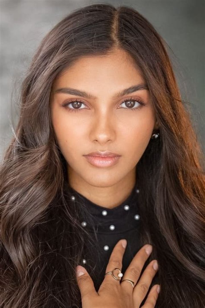 Brenna Marie Narayan Height, Weight, Net Worth, Age, Birthday, Wikipedia, Who, Nationality, Biography