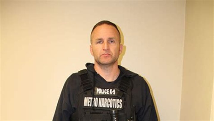 
Brett Hankison Height, Weight, Net Worth, Age, Birthday, Wikipedia, Who, Instagram, Biography 