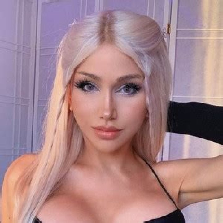 
Bridgett Devoue Height, Weight, Net Worth, Age, Birthday, Wikipedia, Who, Nationality, Biography 