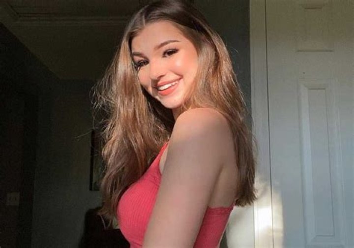 Brooke Monk Height, Weight, Net Worth, Age, Birthday, Wikipedia, Who, Nationality, Biography