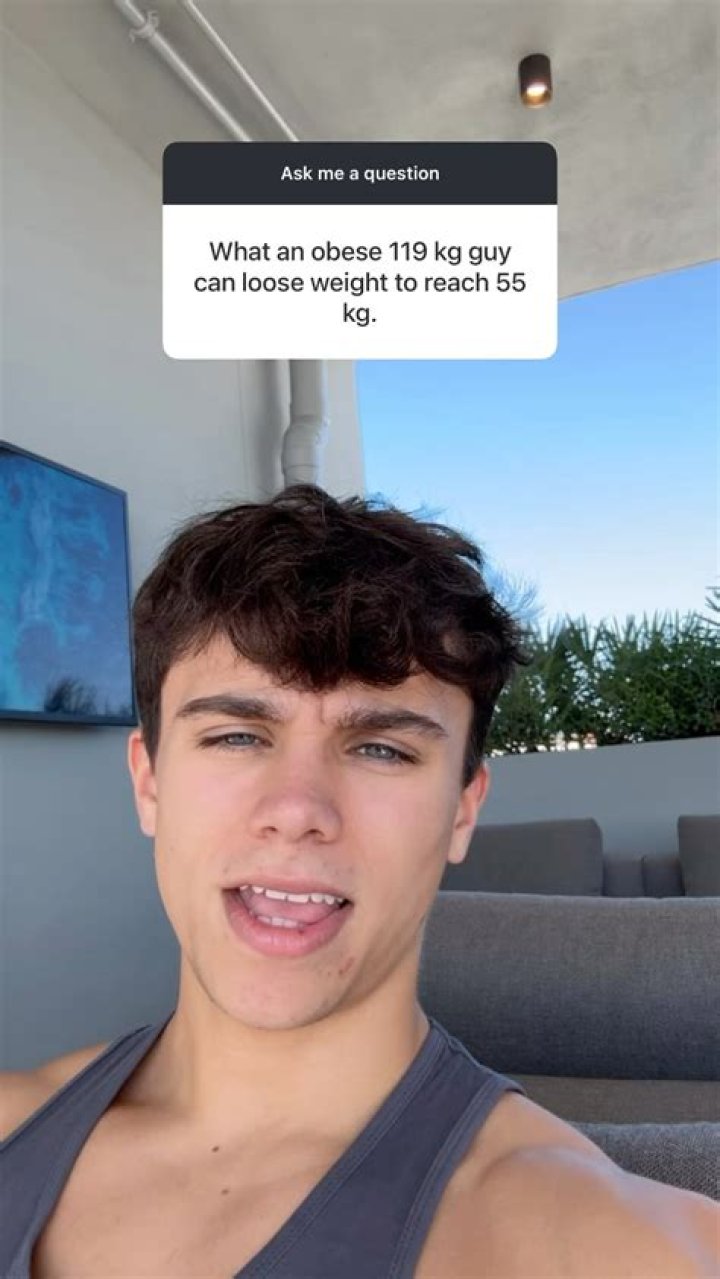 
Calvin Brooks Height, Weight, Net Worth, Age, Birthday, Wikipedia, Who, Nationality, Biography 