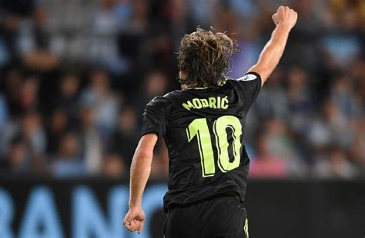 
Carlo Ancelotti hails ‘Immortal’ Luka Modric After Celta Vigo Win 