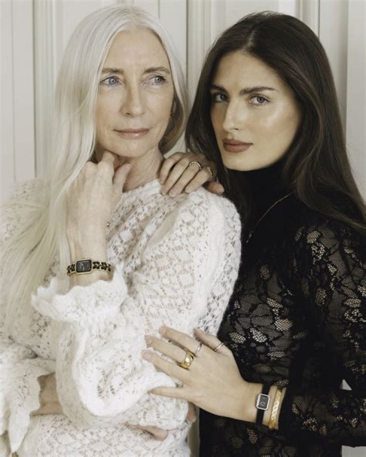 Chloe Crane Leroux Height, Weight, Net Worth, Age, Birthday, Wikipedia, Who, Instagram, Biography