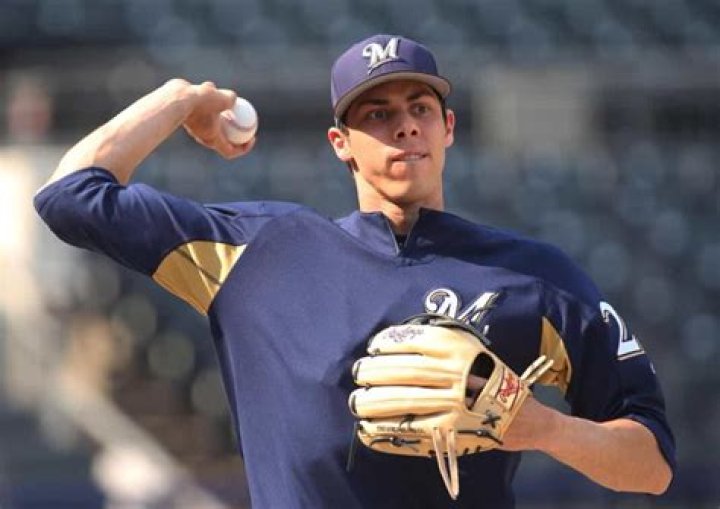 Christian Yelich Height, Weight, Net Worth, Age, Birthday, Wikipedia, Who, Nationality, Biography