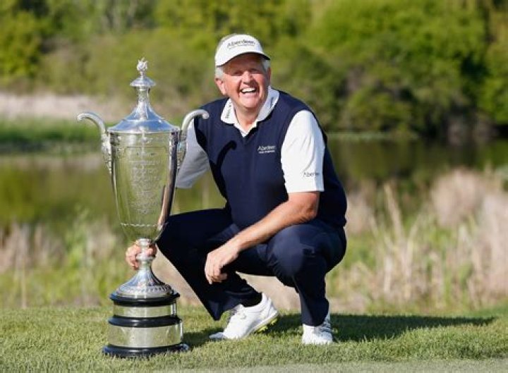 Colin Montgomerie Height, Weight, Net Worth, Age, Birthday, Wikipedia, Who, Nationality, Biography