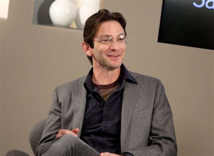 Dan Futterman’s Net Worth, Wife Anya Epstein, Biography