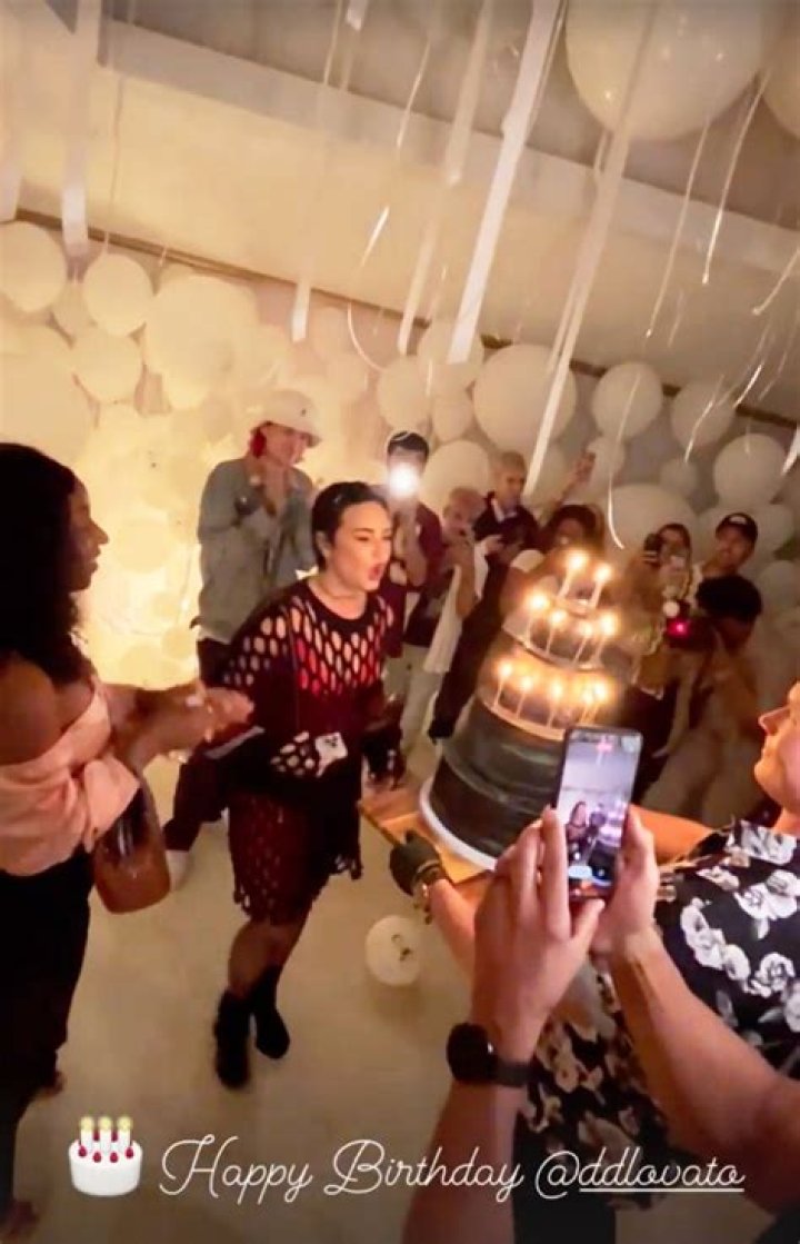 
Demi Lovato Celebrates 30th Birthday With Paris Hilton, Kristen Stewart And More Stars 