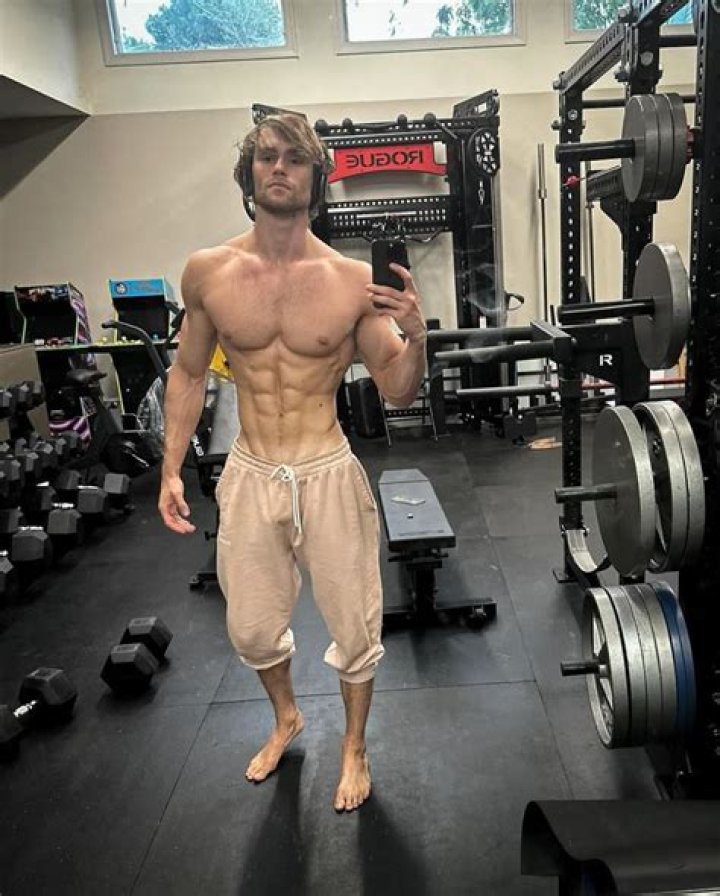 Diana Lein Height, Weight, Net Worth, Age, Birthday, Wikipedia, Who, Nationality, Biography