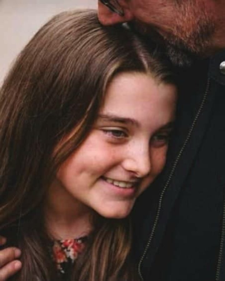 
Elisabeth Anne Carell Height, Weight, Net Worth, Age, Birthday, Wikipedia, Who, Instagram, Biography 