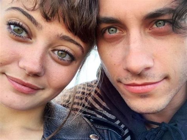 Ella Purnell Height, Age, Boyfriend, Biography, Wiki, Net Worth