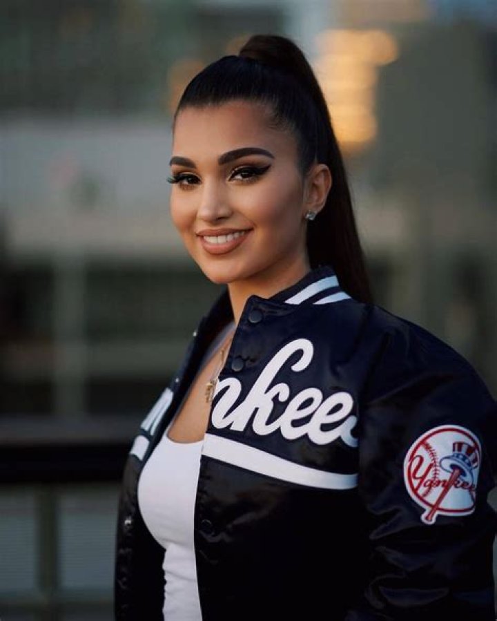 Enisa Suljovic Height, Weight, Net Worth, Age, Birthday, Wikipedia, Who, Instagram, Biography