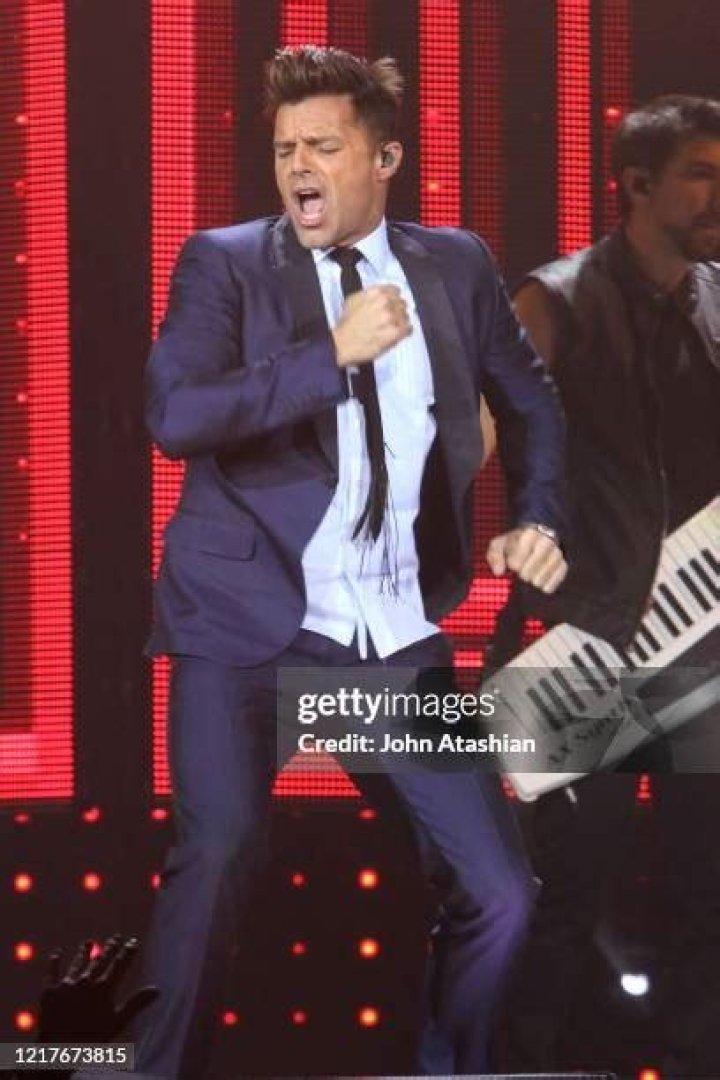 Enrique Martin Morales Height, Weight, Net Worth, Age, Birthday, Wikipedia, Who, Instagram, Biography