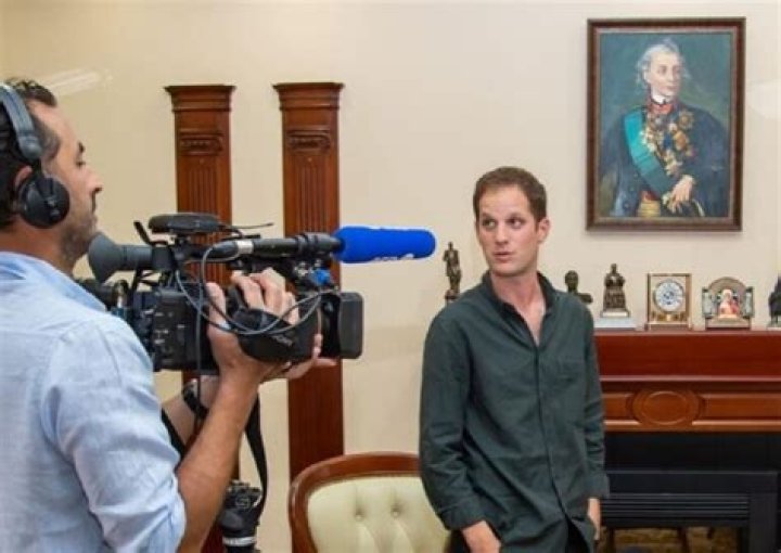 
Evan Gershkovich Wife | Is He Married | Dating History 