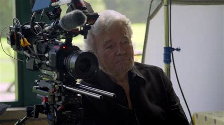 George Knapp Height, Weight, Net Worth, Age, Birthday, Wikipedia, Who, Instagram, Biography