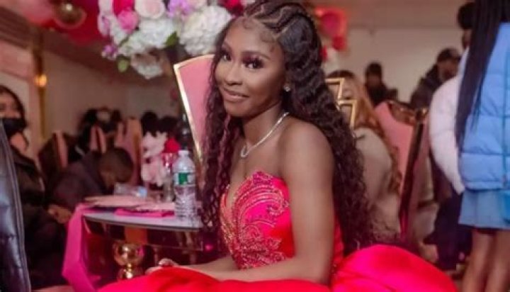 
Girl, 15, Jailed for Up to 9 Years for Killing Honor Roll Student Who Was Cheerleading Star 