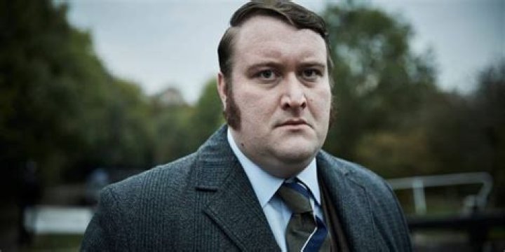 Has Sean Rigby aka Strange In Endeavour Lost Weight From An Illness?