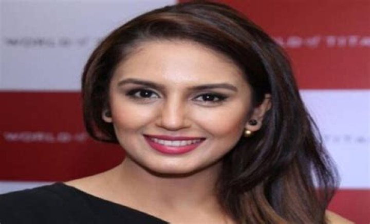 Huma Qureshi Height, Weight, Net Worth, Age, Birthday, Wikipedia, Who, Instagram, Biography