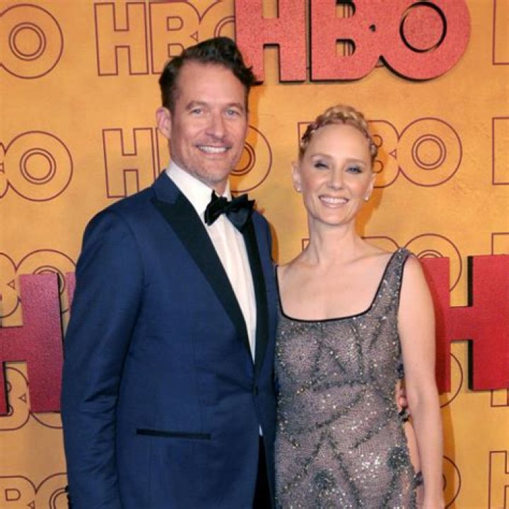 
Is Anne Heche Bisexual? James Tupper Ex Wife -Her Partner And Sexuality Explored 