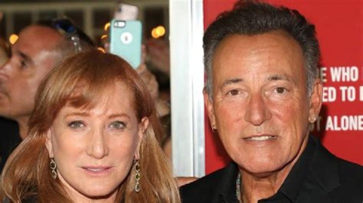 
Is Bruce Springsteen Still Married To Patti Scialfa? Kids And Relationship Timeline 
