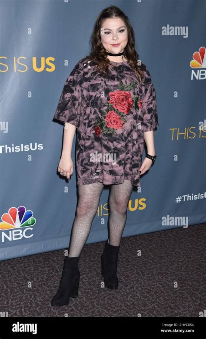 Is Hannah Zeile Pregnant? Teenage Kate From ‘This Is Us’ Who Wears Fat Suit Is 24-Year-Old