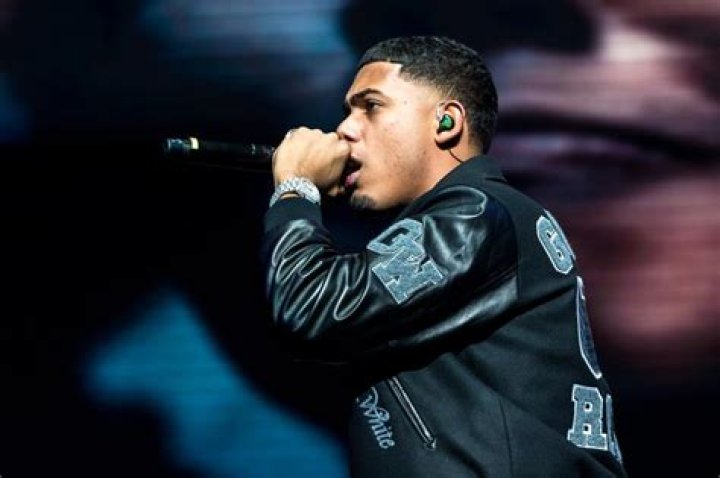 
Is Myke Towers Married to Wife? Or Dating a Girlfriend? 