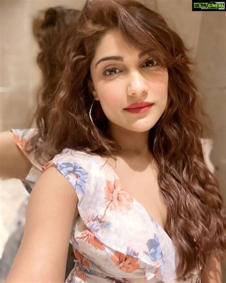 Ishita Raj Sharma Height, Weight, Net Worth, Age, Birthday, Wikipedia, Who, Nationality, Biography