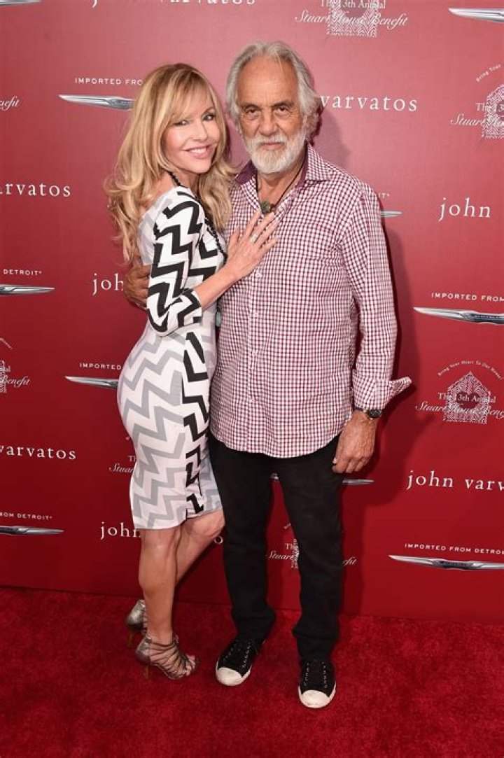 J Chong Height, Weight, Net Worth, Age, Birthday, Wikipedia, Who, Nationality, Biography