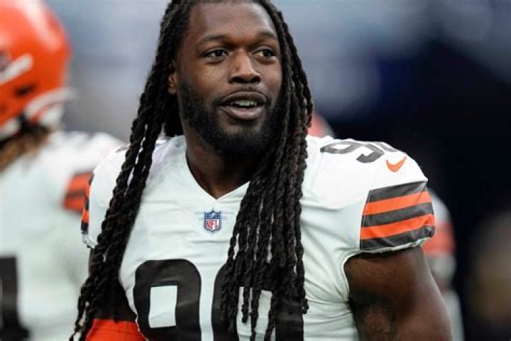 
Jadeveon Clowney Height, Weight, Net Worth, Age, Birthday, Wikipedia, Who, Nationality, Biography 