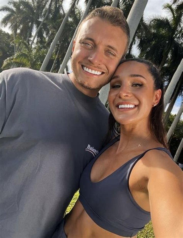 Jae Woodroffe, Kayla Itsines New Boyfriend Is Her Personal Trainer & Here is What We Have On Him