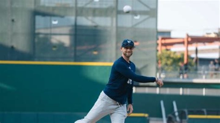 
Jake Mckinley Age, Birthday, Wikipedia, Who, Nationality, Biography 