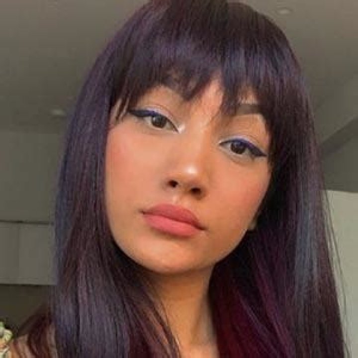 
Jasmine Gaziza Müller Height, Weight, Net Worth, Age, Birthday, Wikipedia, Who, Nationality, Biography 