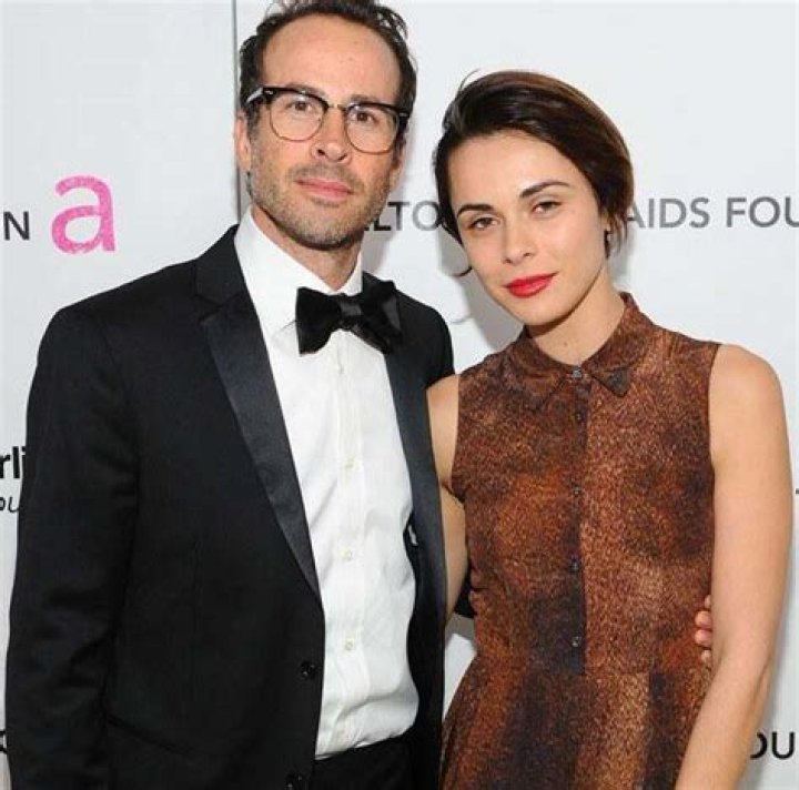 Jason Lee has been Married to his Wife, Ceren Alkac, since 2008