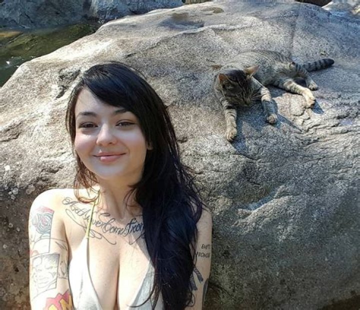 
Jessica Beppler’s Age, Measurements, Relationships, Wiki 