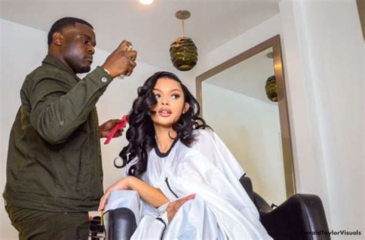 Jonathan Wright Hair Stylist Birthday and Zodiac Sign