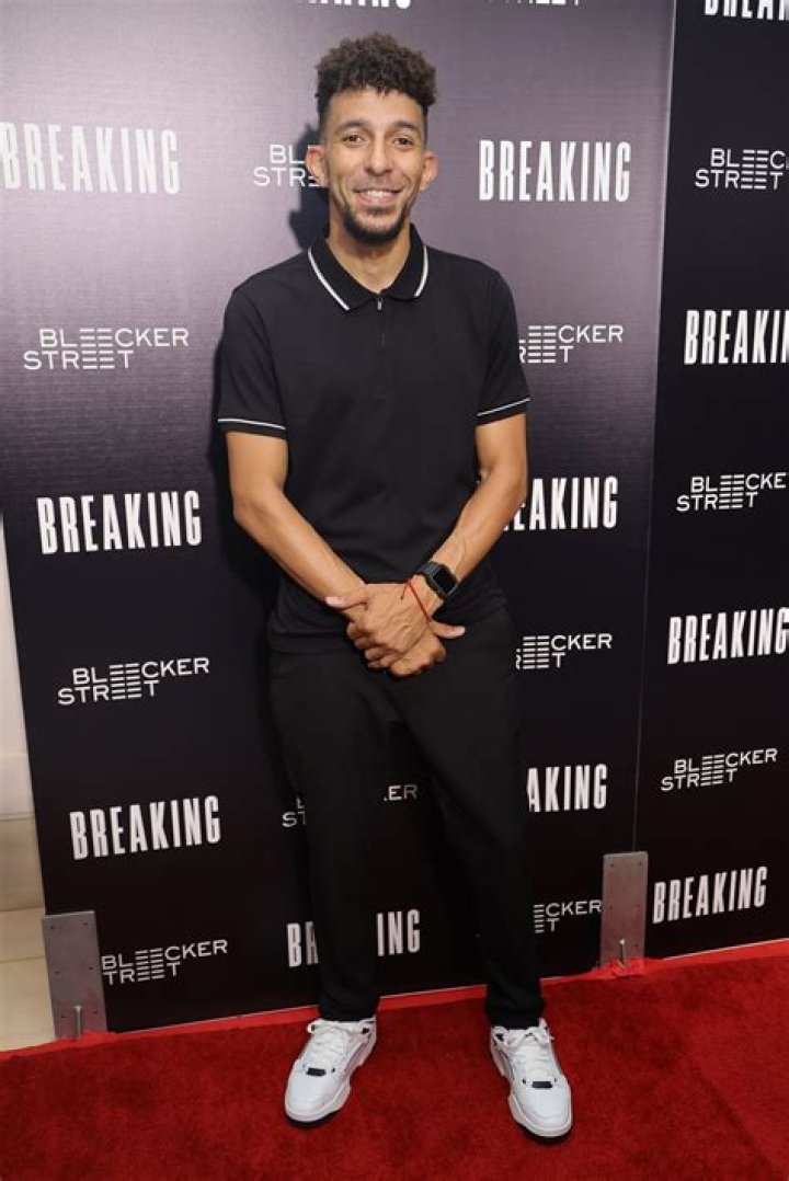 Khleo Thomas Height, Weight, Net Worth, Age, Birthday, Wikipedia, Who, Instagram, Biography