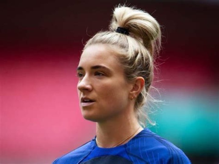 Kristie Mewis Height, Weight, Net Worth, Age, Birthday, Wikipedia, Who, Nationality, Biography