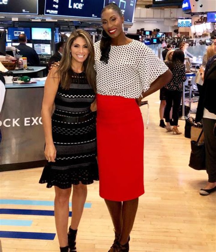 Lisa Leslie Height, Weight, Net Worth, Age, Birthday, Wikipedia, Who, Nationality, Biography