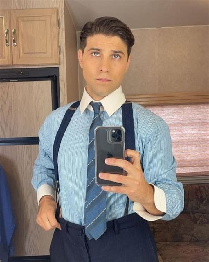 Luke Bilyk Height, Weight, Net Worth, Age, Birthday, Wikipedia, Who, Instagram, Biography