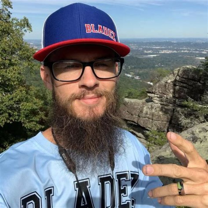 
Magnus Deus Age Real Name And Bio Of Singer 