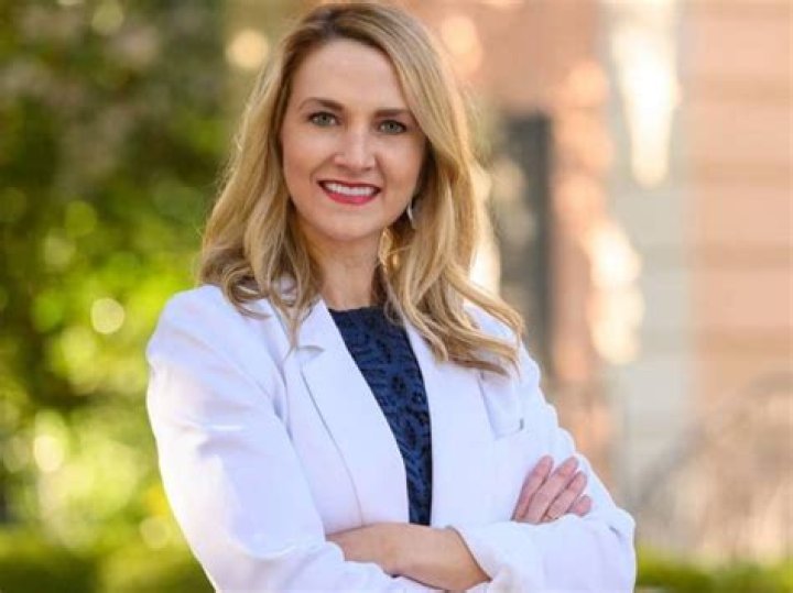 
Mattie Parker Age, Birthday, Wikipedia, Who, Nationality, Biography 