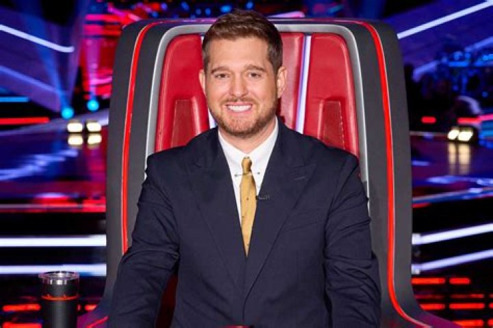 
Michael Bublé’s Sister – Who Are Crystal Bublé And Brandee Buble? 